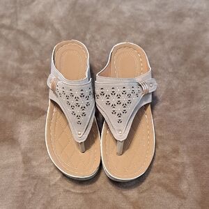 Elegant Beige Women's Sandals